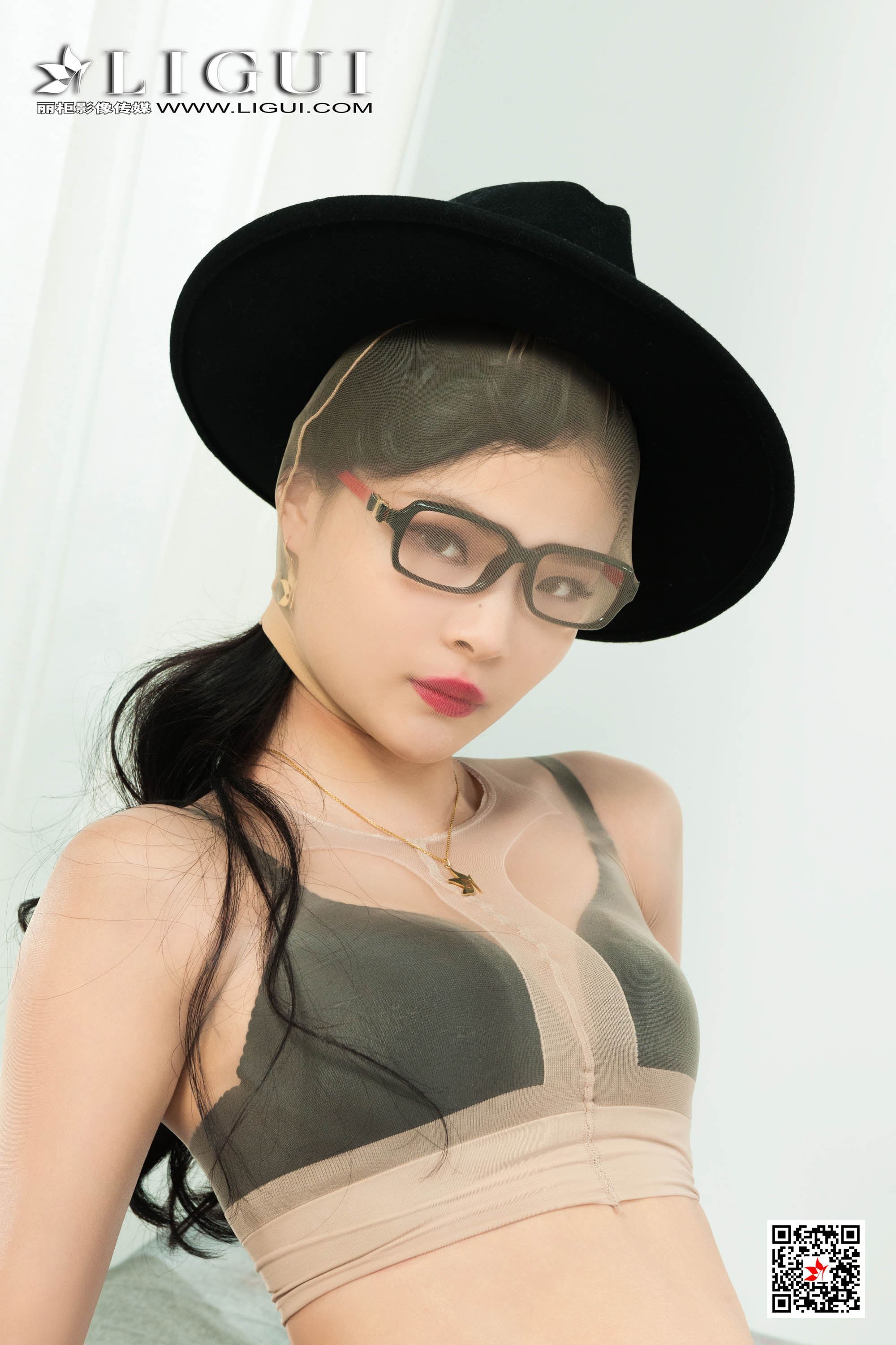 Ligui丽柜  2020.11.18《颜丝香吻》苏黎